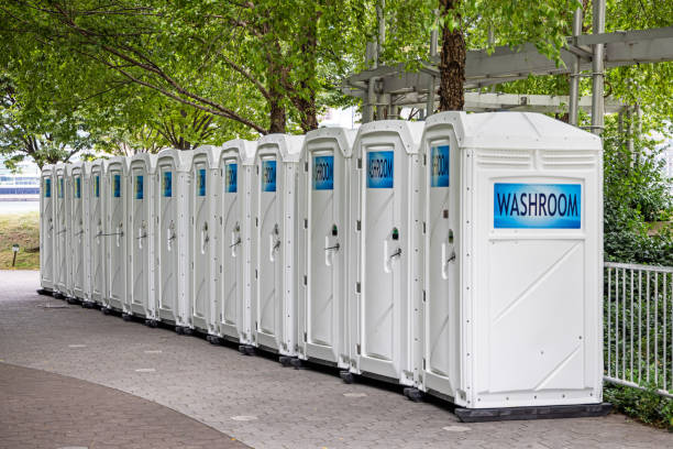 Best Sanitation services for porta potties  in Edgewood, NM